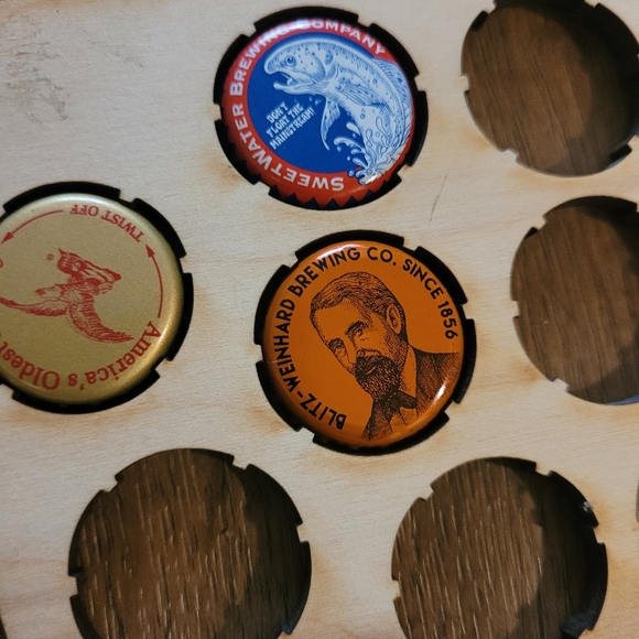 Georgia Silhouette Bottle Cap Display Decor - Picture 2 of 6